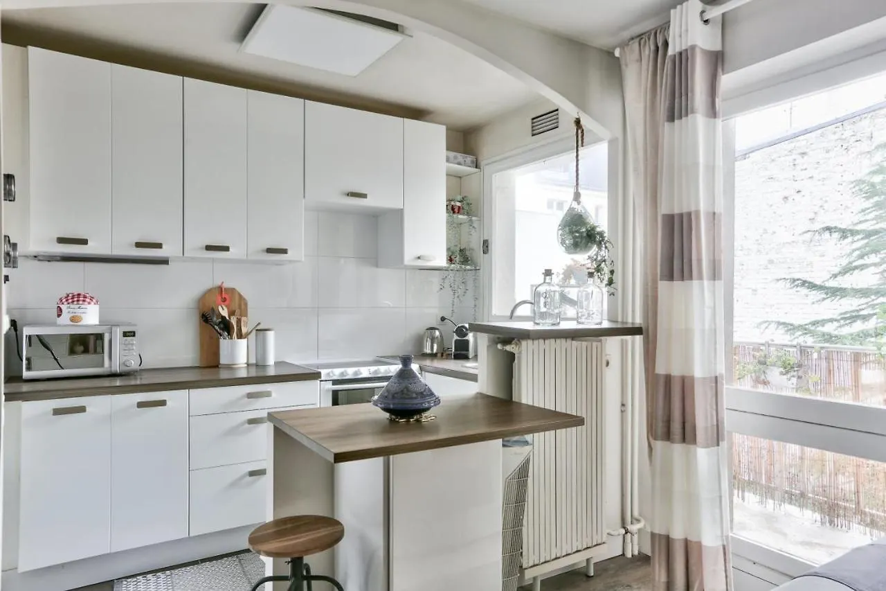 Bright 2 Room Apartment In Paříž 0*,  Francie